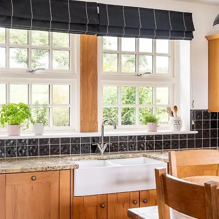 Tinkers Folly * Χαρογκέιτ