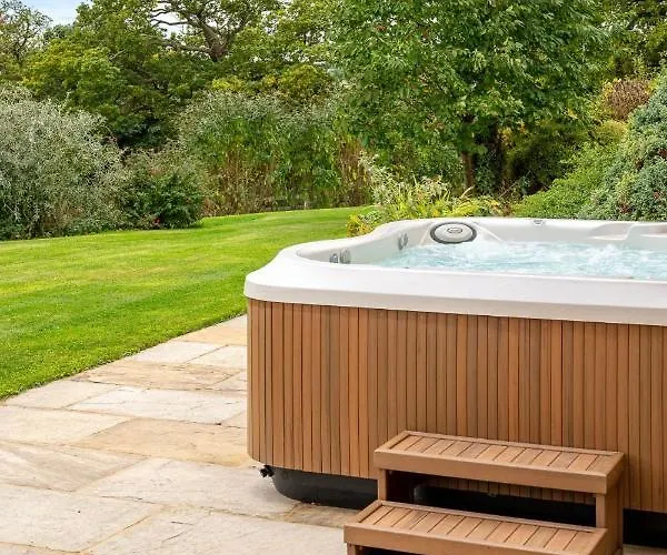 Tinkers Folly Holiday home Harrogate