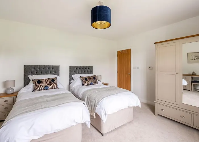 Tinkers Folly Holiday home *